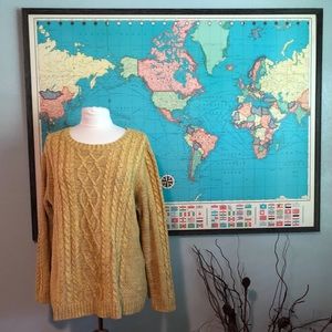 ☃️ Gold knit Sweater 2X. Just in time for winter❄️